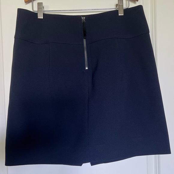 LIKE NEW JCREW Faux Wrap Skirt Navy Blue SZ 8 - Picture 2 of 6
